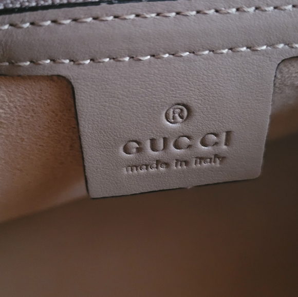 GUCCI Calfskin Matelasse Top Handle/Shoulder Bag "FREE POSHMARK AUTHENTICATION" - Picture 6 of 8